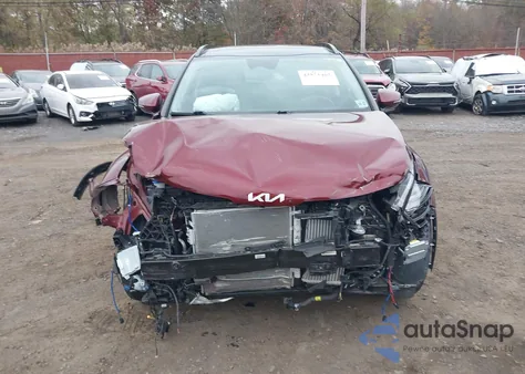 2023 Kia Sportage Hybrid Sx-Prestige z USA, uszkodzony, nr VIN KNDPXCAG2P7034661